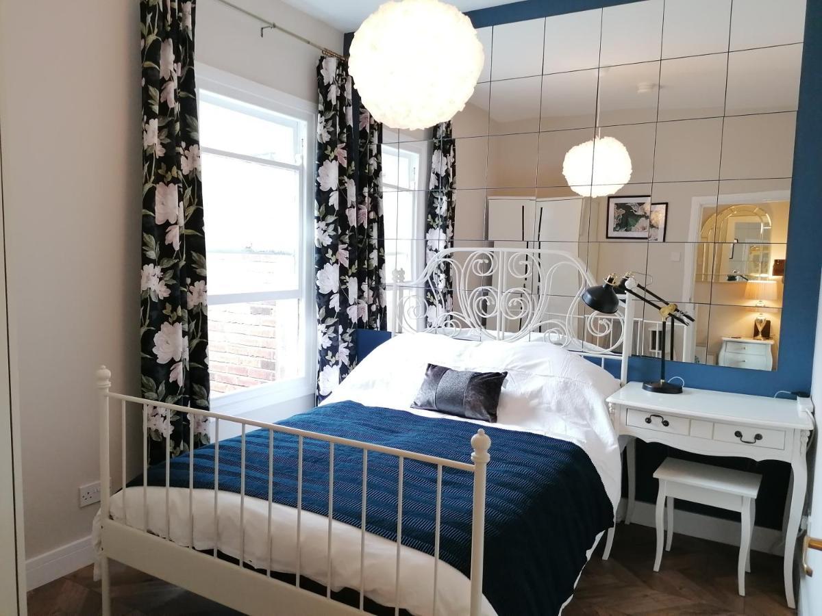 Queens Quarter Holiday Homes (Adults Only) Белфаст Экстерьер фото