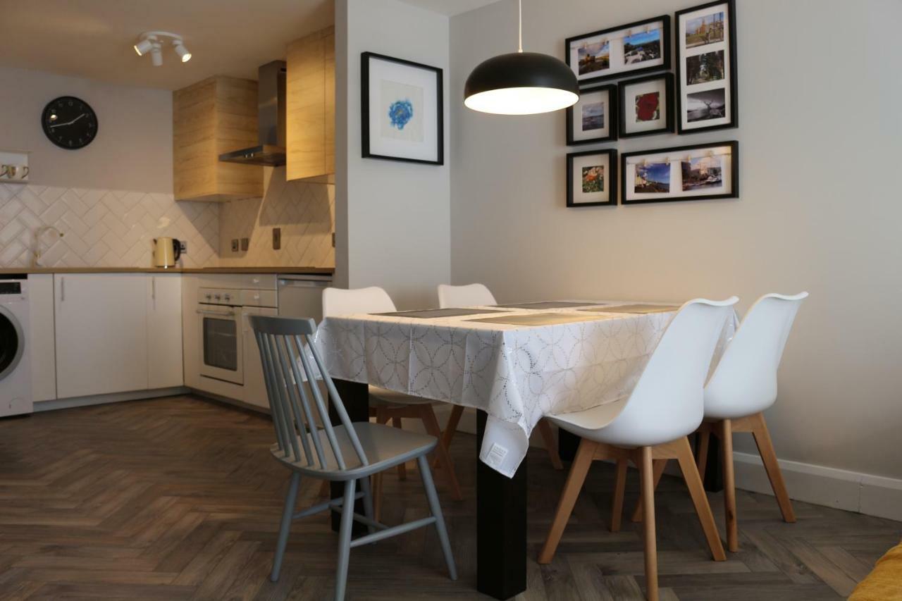 Queens Quarter Holiday Homes (Adults Only) Белфаст Экстерьер фото